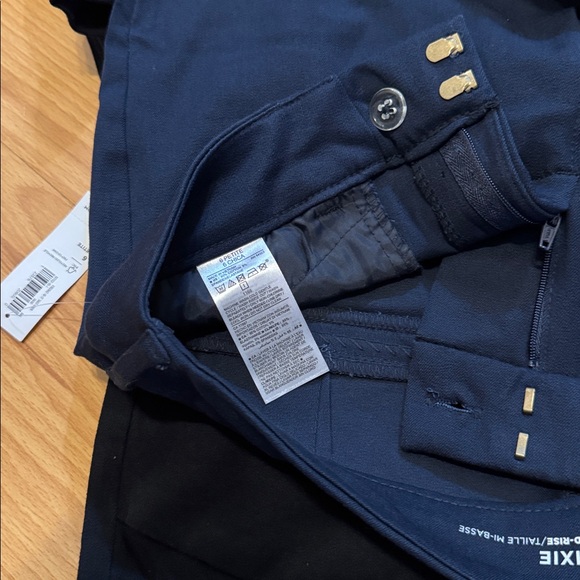 Old Navy Pixie Stretch Pants Mid-Rise Skinny (set of 2) Size 6 Petite - Picture 5 of 5